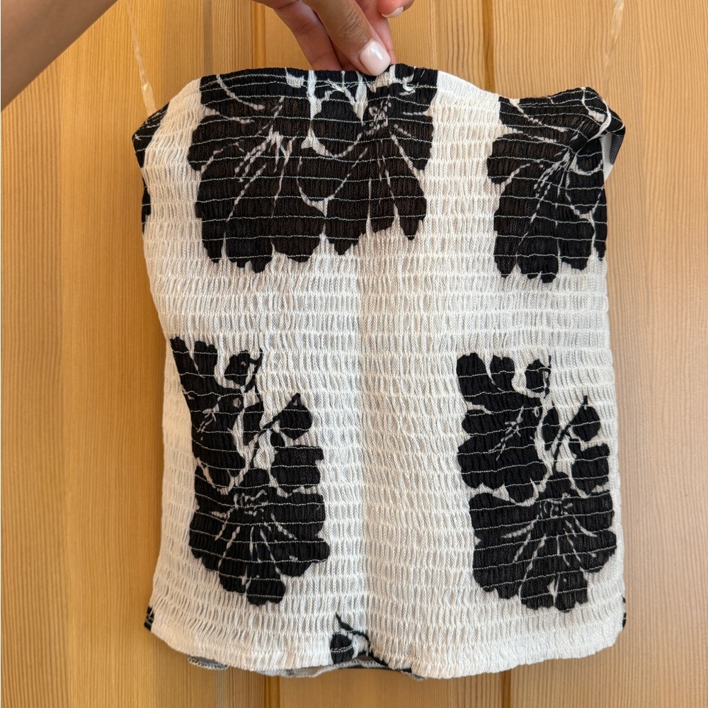 Floral strapless top (NWT) - Picture 4 of 4